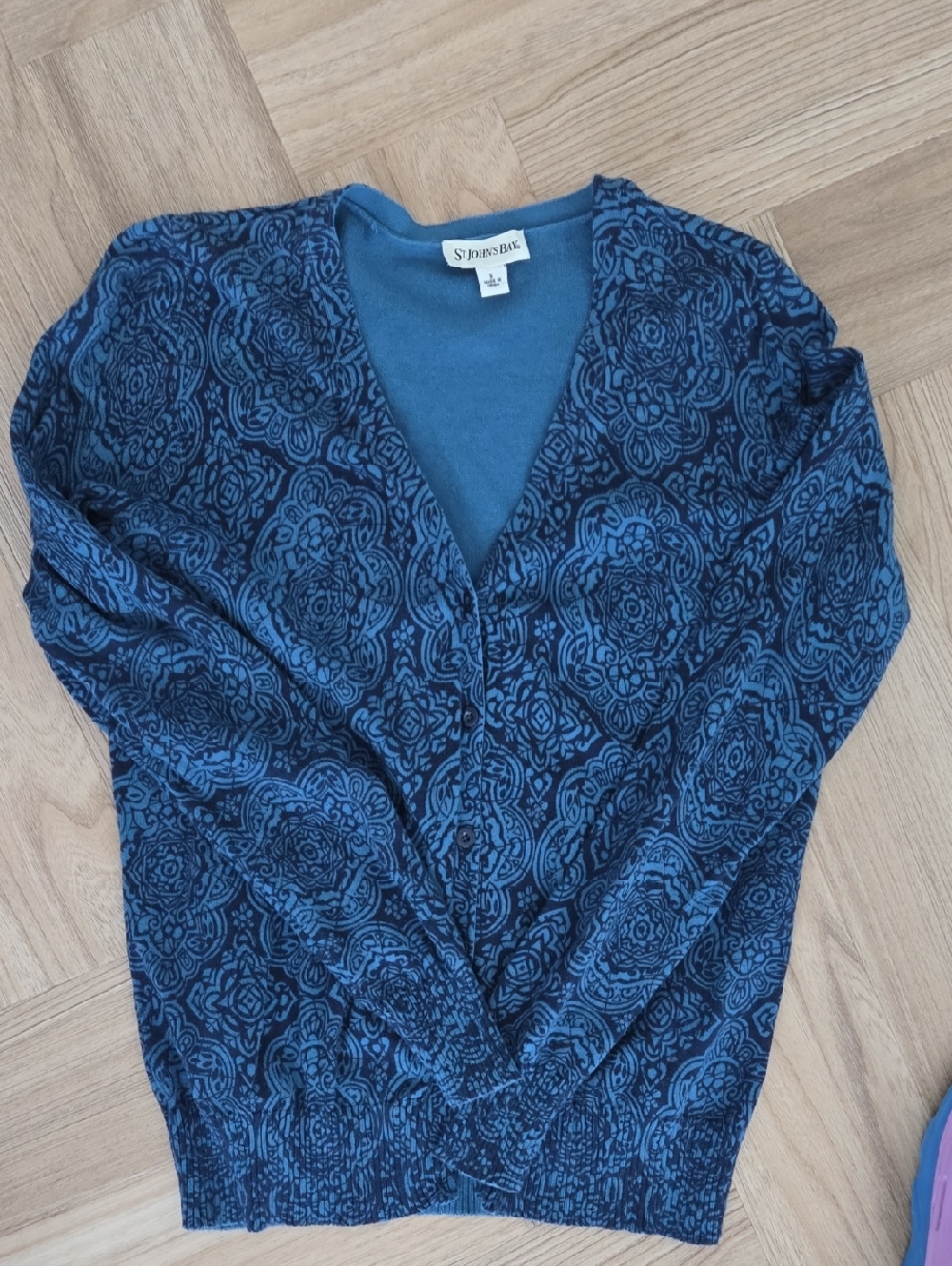 St. John's Bay Blue Patterned V-Neck Sweater Cardigan Small